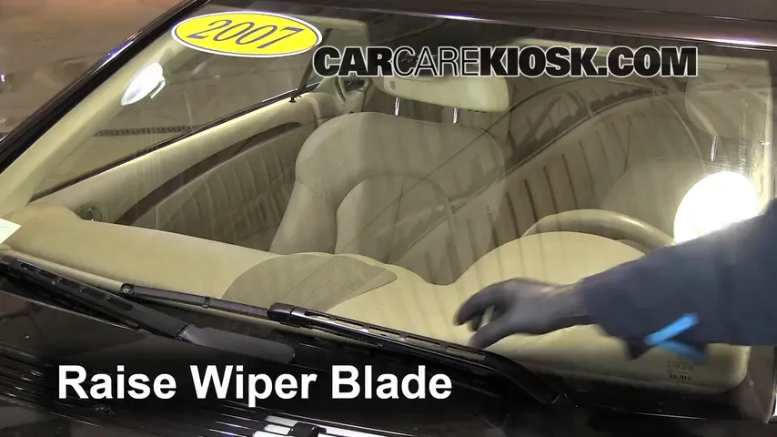 2007 Mercedes-Benz CLK550 5.5L V8 Convertible (2 Door) Windshield Wiper Blade (Front)